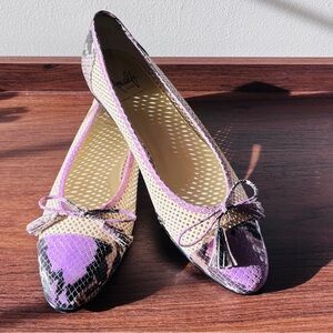 Amalfi by Rangoni Lavender Ballet Flats Italian Snakeskin Perforated Leather